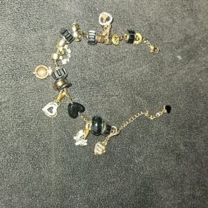 Bedel armband goud zwart